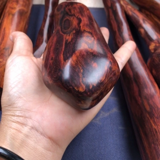 不***堪黄花梨/降香黄檀棍子