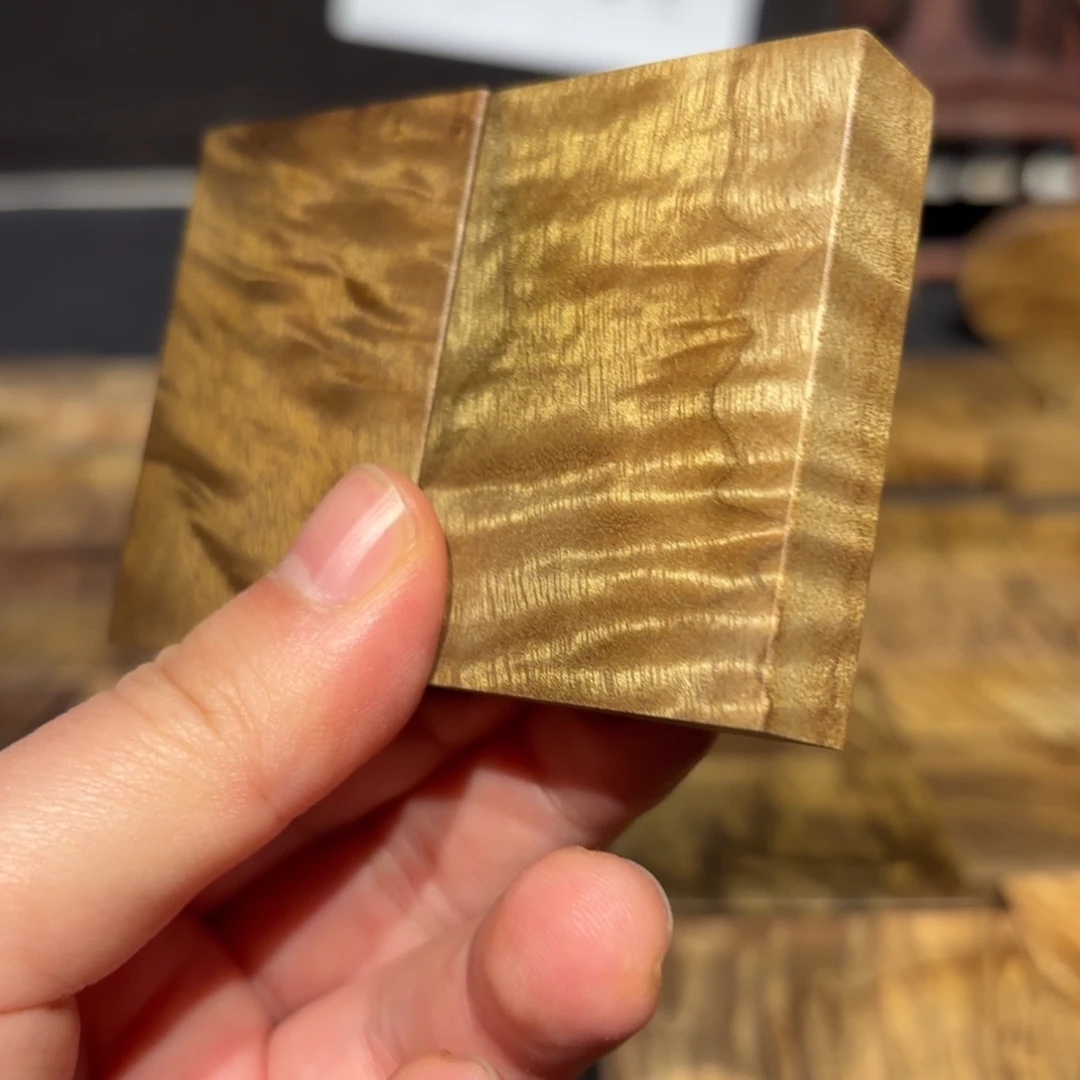 p***r金丝楠木无事牌材料