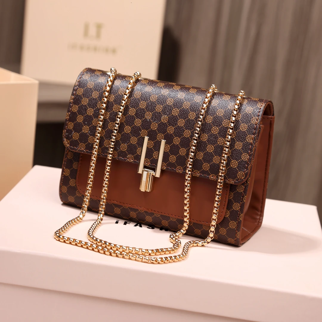 2024新款女式包包单肩斜跨时尚气质百搭锁扣链条小香风小方包h030