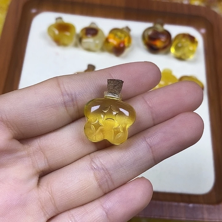 ᵂ***～吊坠橄榄核许愿瓶72