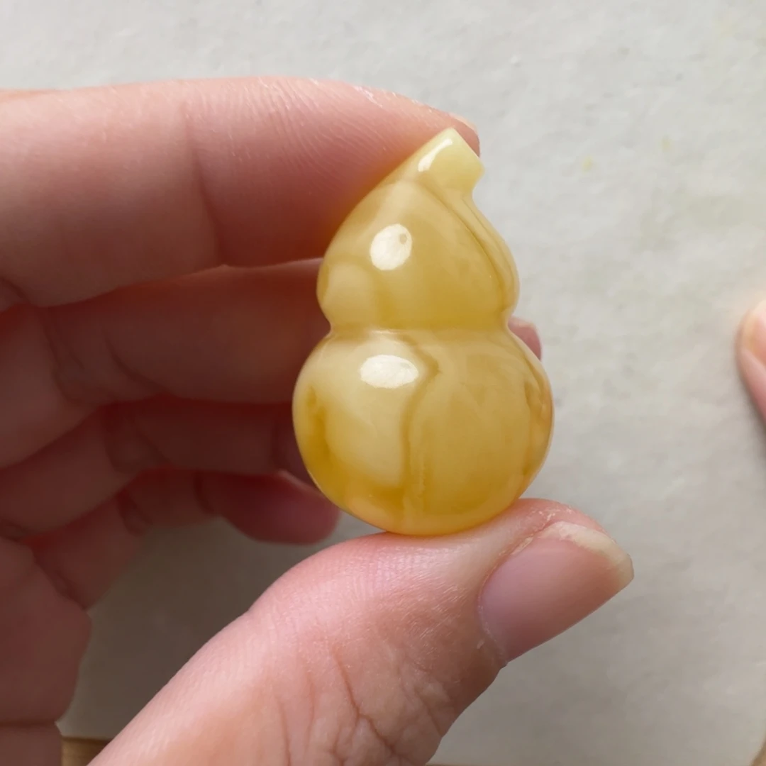 蜜蜡未镶嵌珠宝奇石超过七天不退不换