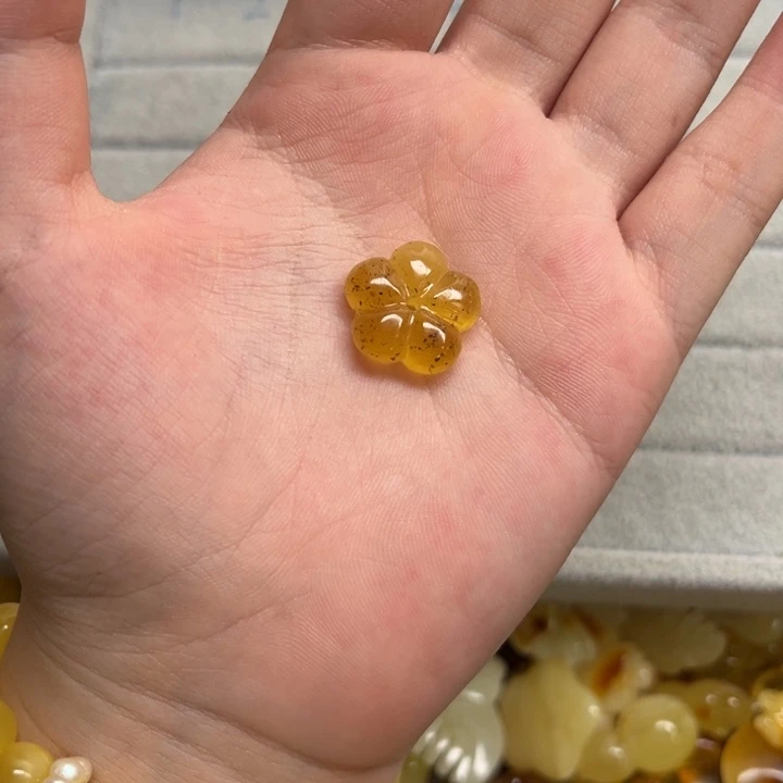 未镶嵌琥珀裸石愉**号天然蜜蜡配件