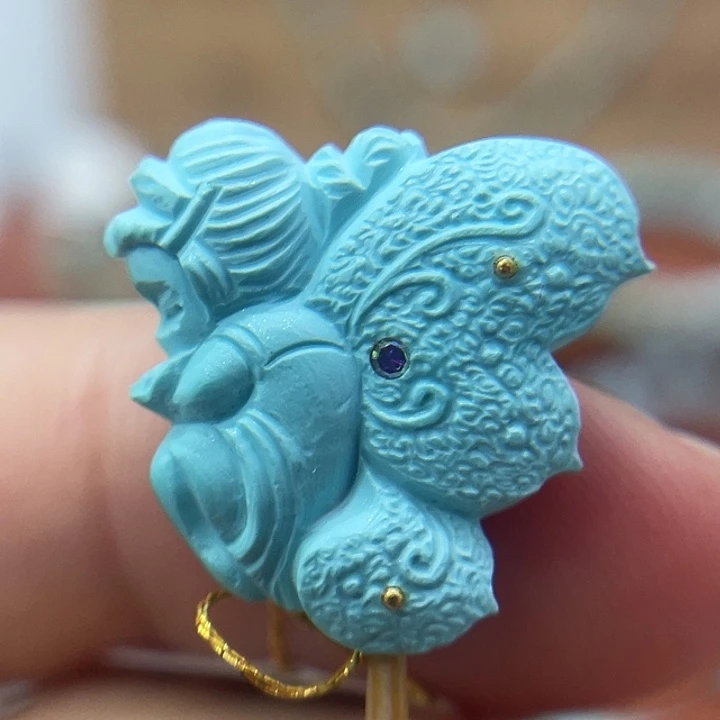 绿松石未镶嵌珠宝奇石