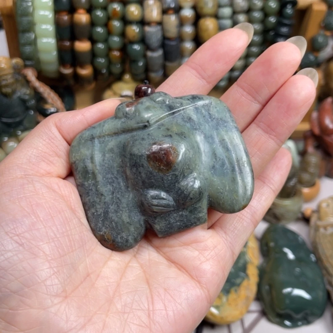 【闪购商品】岫岩河磨玉（透闪石质玉）未镶嵌把件