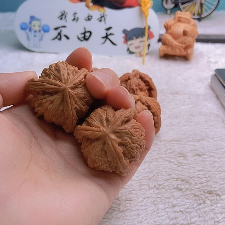 把件文玩核桃༄****༄三棱