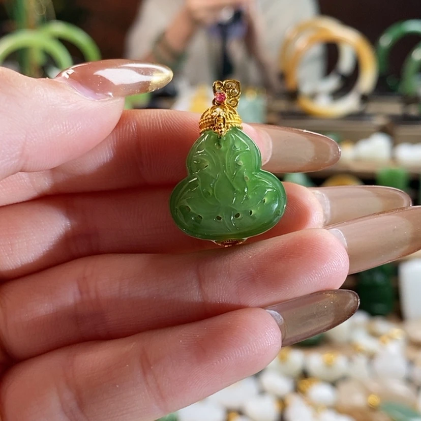 【闪购商品】和田玉吊坠18K金镶嵌n****颍