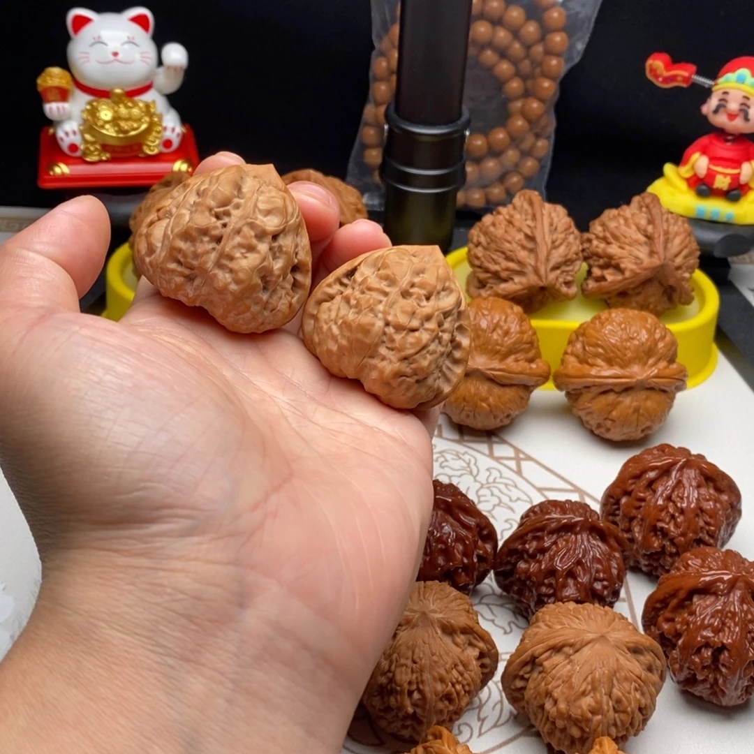 桃核吊坠三角蛤莫头