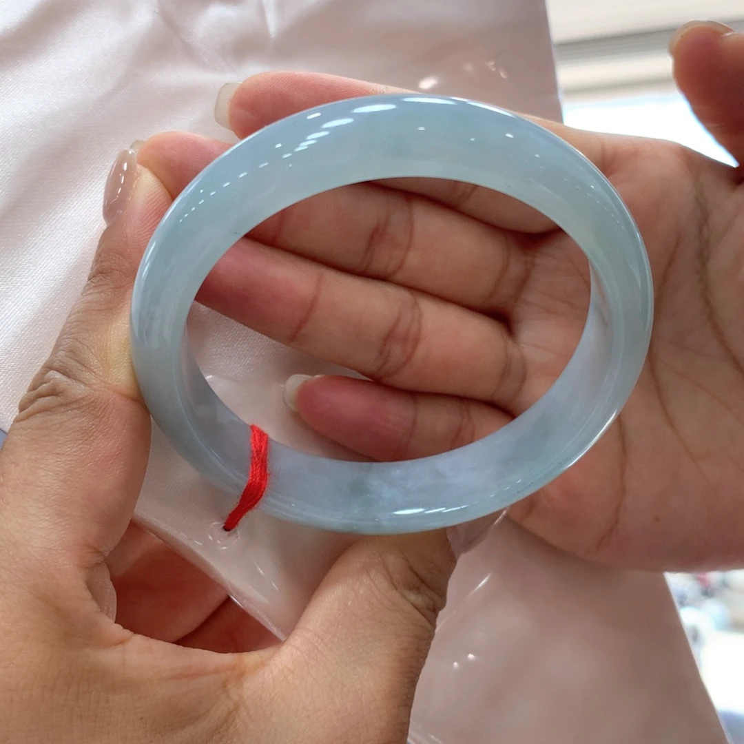 翡翠手镯未镶嵌买断