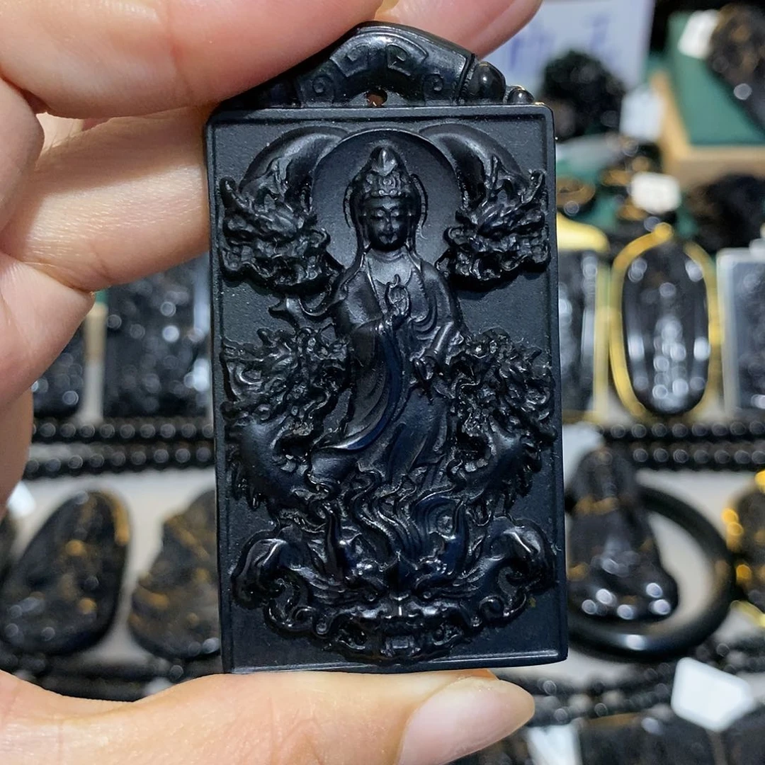 用***8蛇纹石玉未镶嵌颈饰