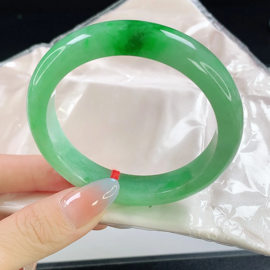 翡翠手镯未镶嵌630翡翠