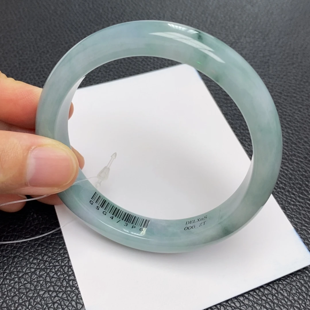 翡翠手镯未镶嵌天然翡翠手镯