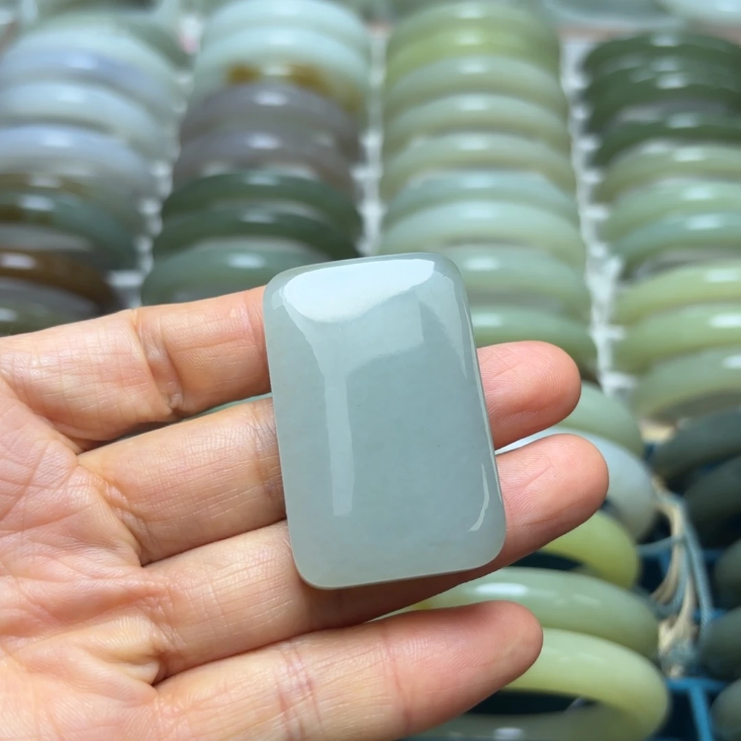 怡***墨未镶嵌手镯和田玉