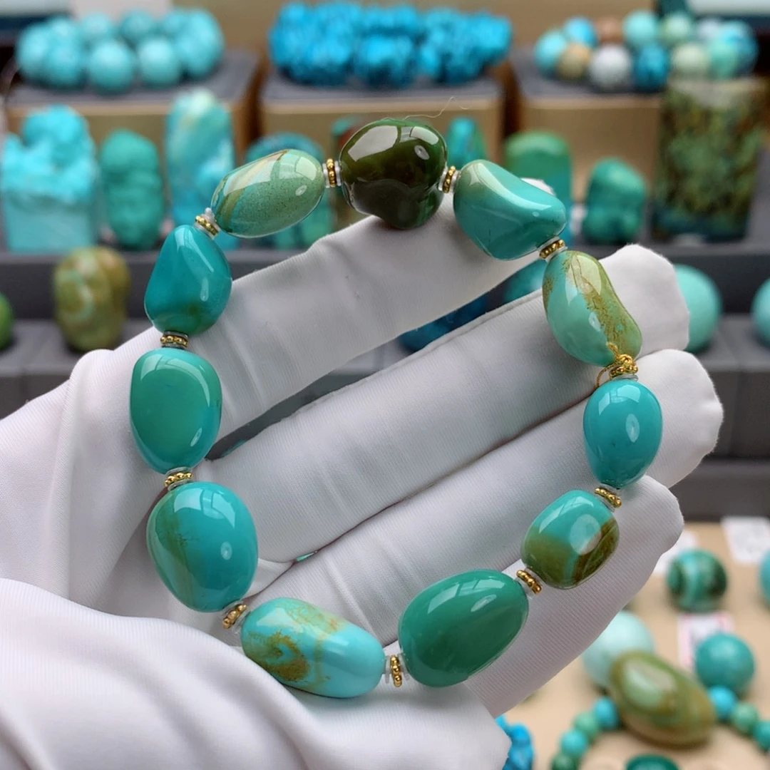 未镶嵌绿松石颈饰