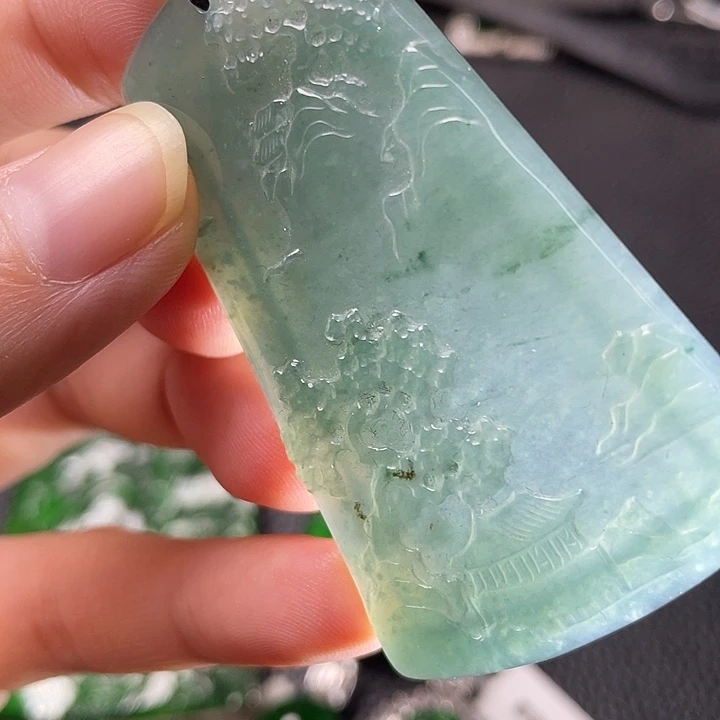 翡翠未镶嵌颈饰62