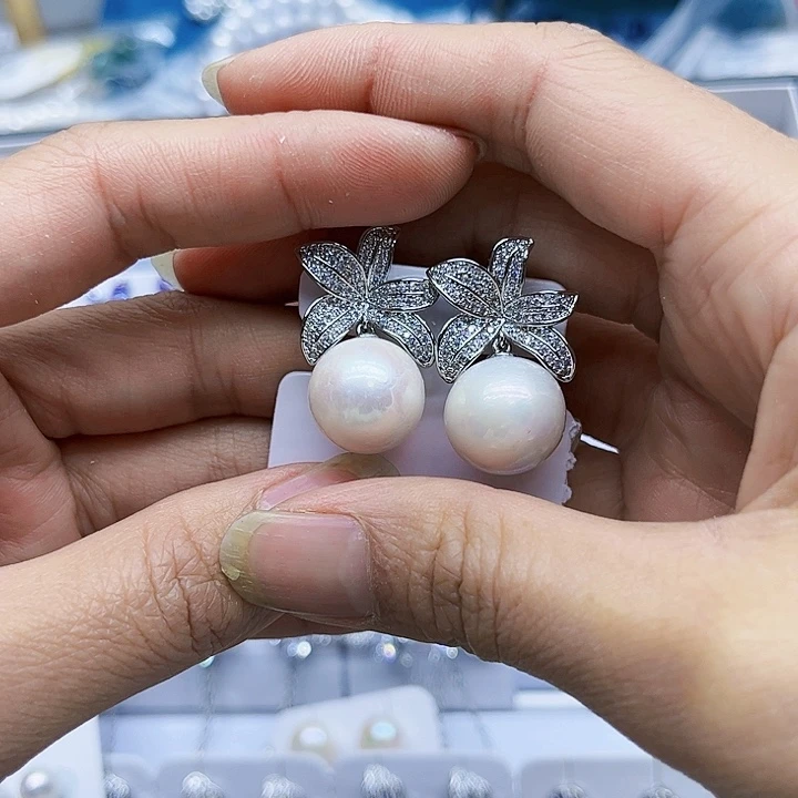 淡水珍珠胸饰银S925镶嵌人***花