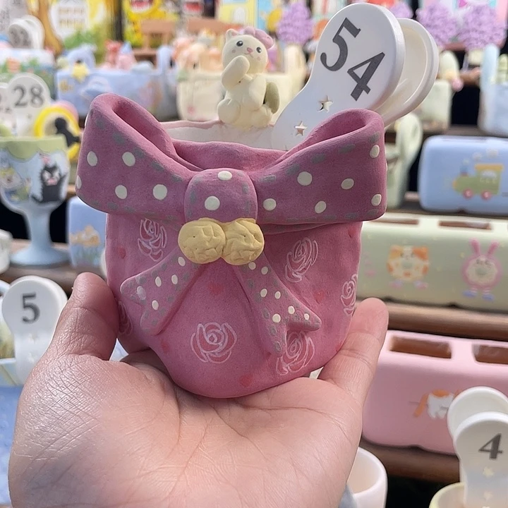 54….手工手绘花盆