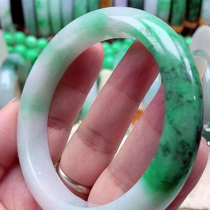 未镶嵌手镯翡翠翡翠