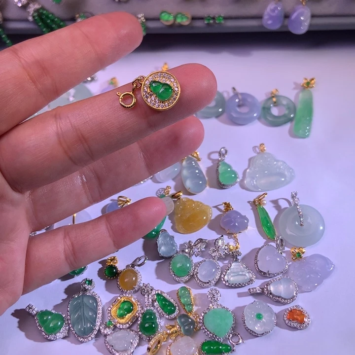 翡翠银S925镶嵌颈饰