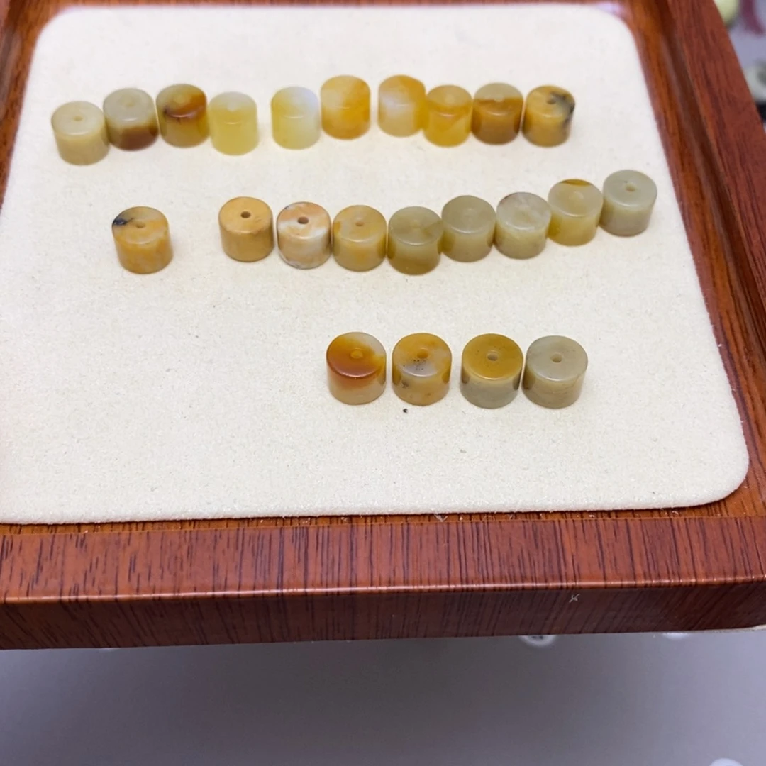 蛇纹石玉合金配饰畅**间