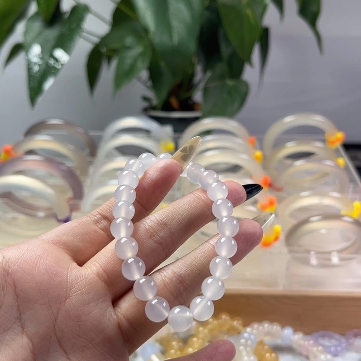 手镯玛瑙/玉髓未镶嵌