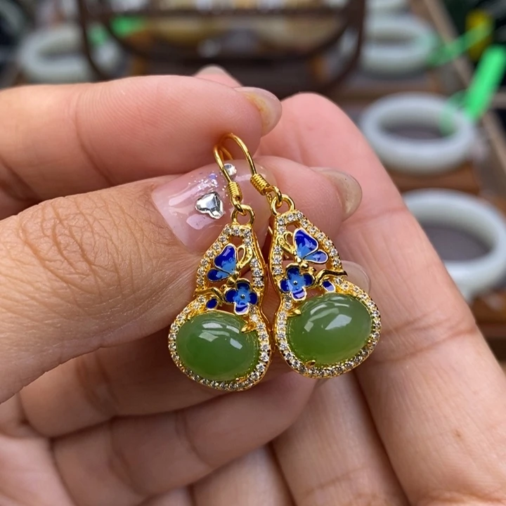 未镶嵌和田玉耳饰