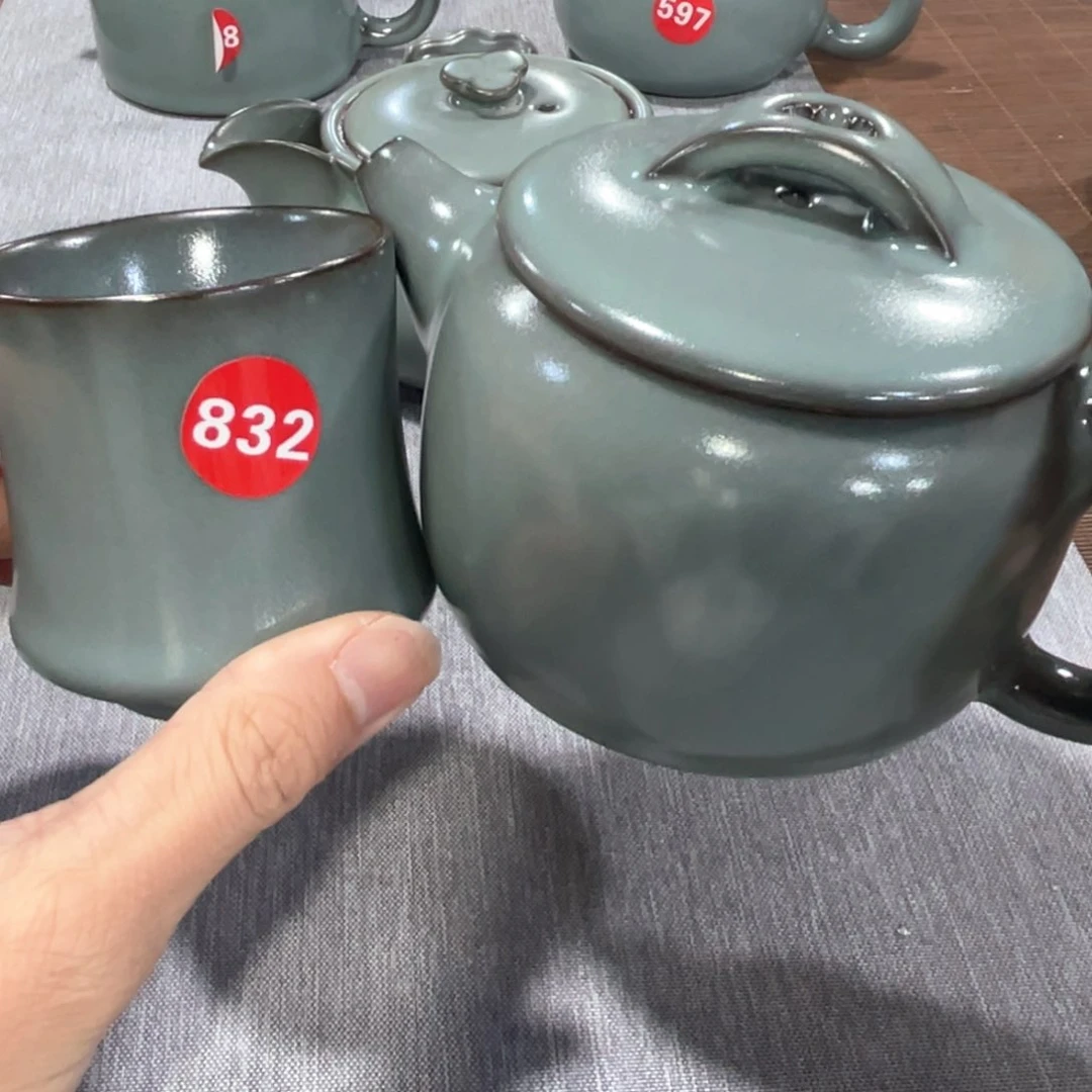 瓷片小微瑕。。。。。。。。。