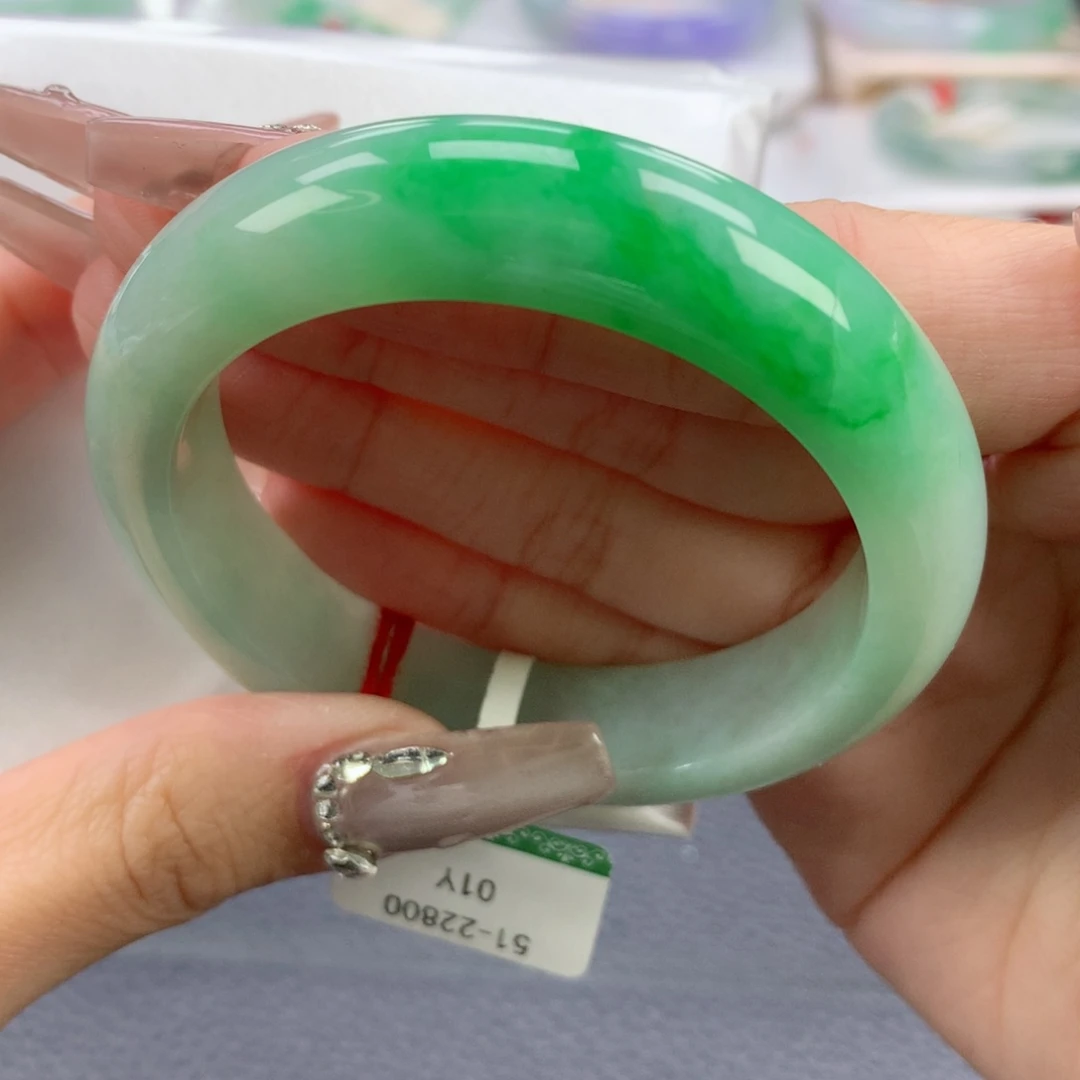 翡翠手镯未镶嵌51.9正圈