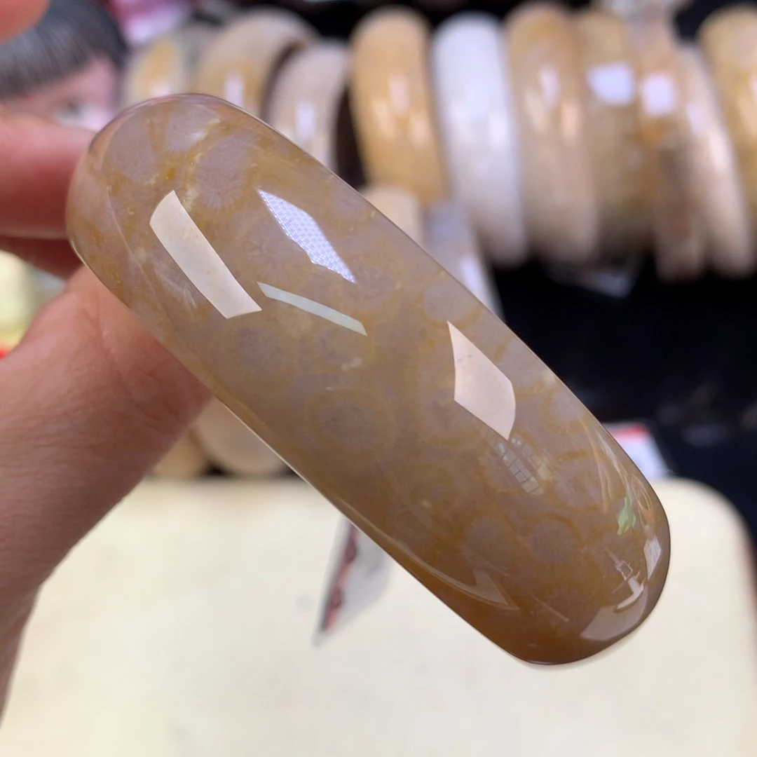 硅化珊瑚（珊瑚玉）未镶嵌吊坠(赠链)上新56.5圈（62号）