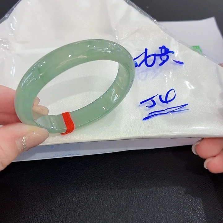 翡翠未镶嵌手镯翡翠54圈口