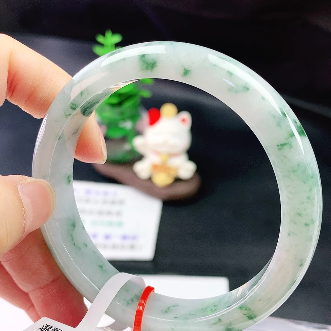 未镶嵌手镯翡翠60圈