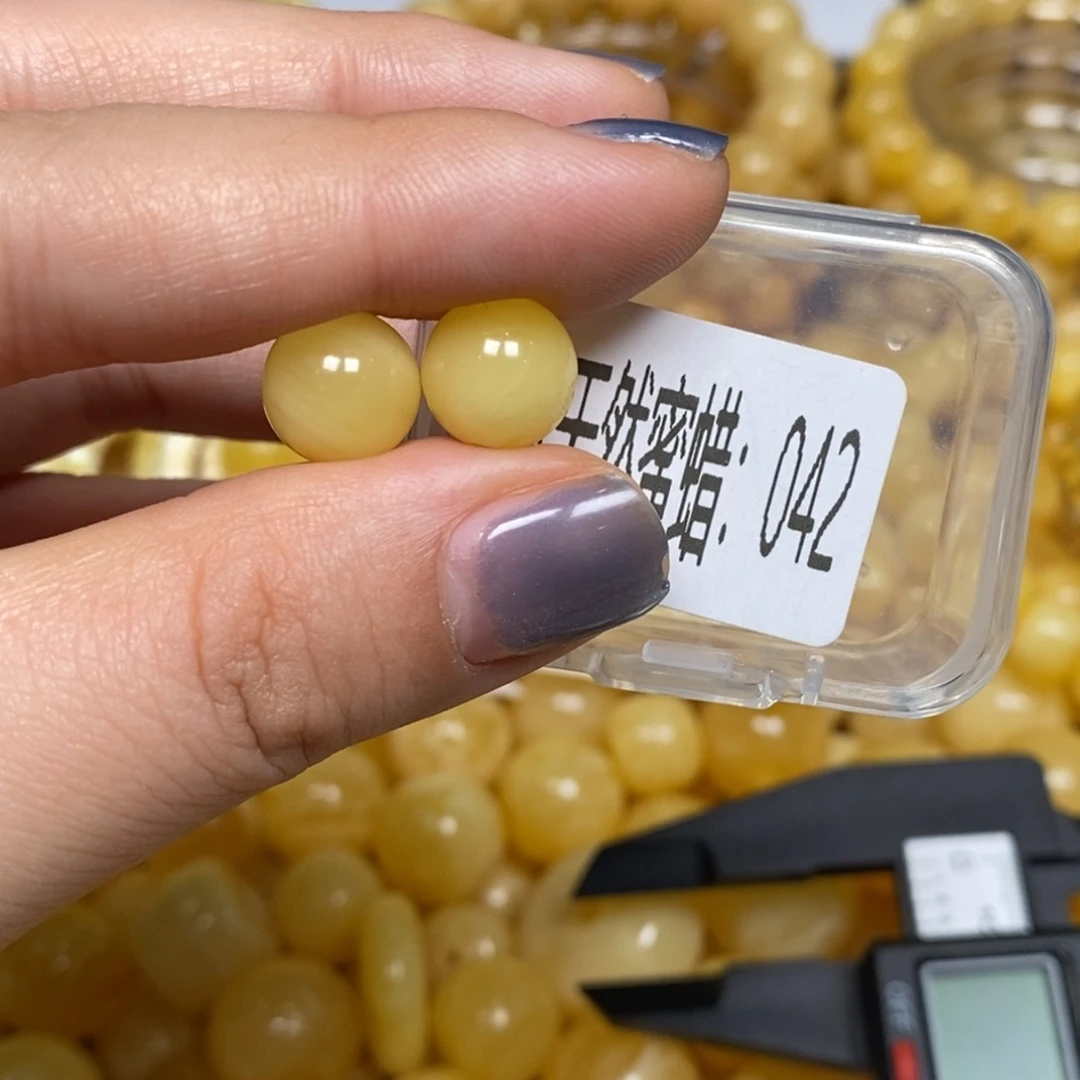 琥珀未镶嵌蜜蜡奇石042