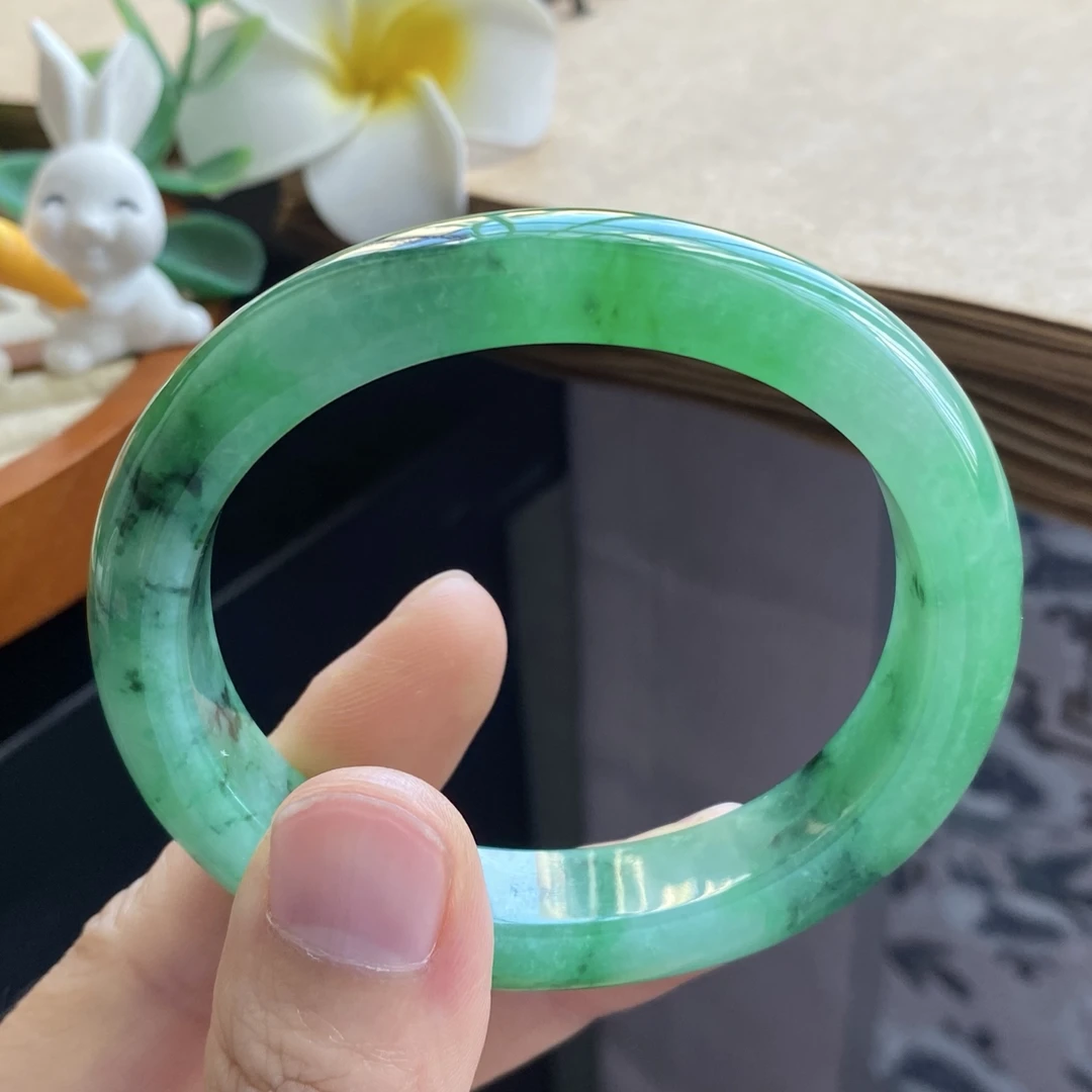 12.15批11855号手镯!55.2-47.3-12.6-8.2贵妃！适合正圈53.2的戴