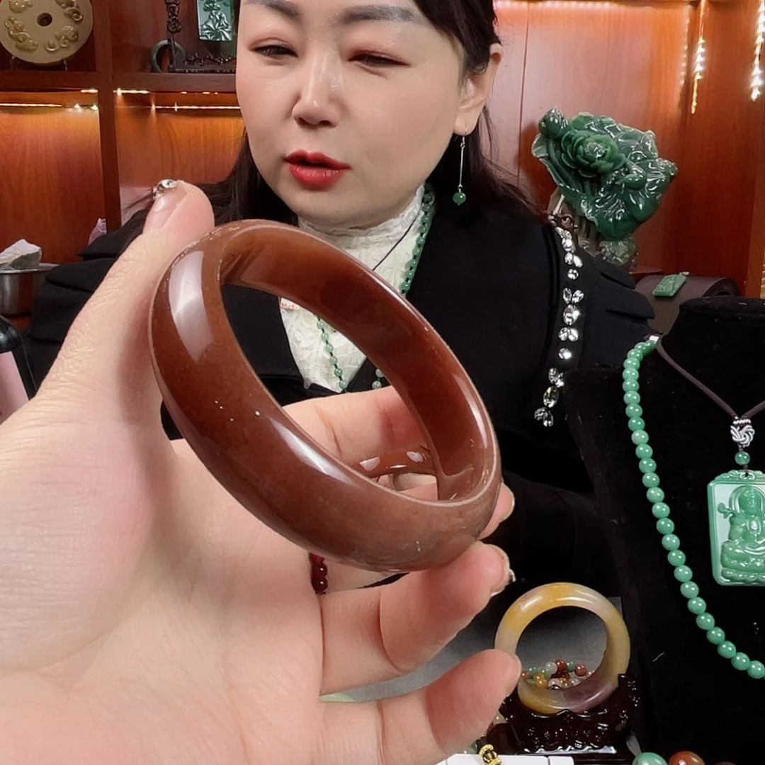 密玉（石英质玉）颈饰未镶嵌60