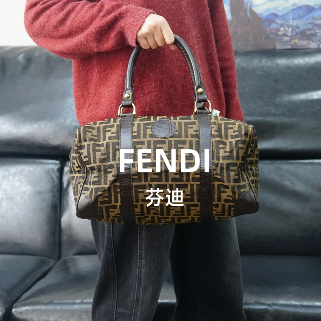 95新 FENDI/芬迪 老花枕头包/WJ02803013/3013