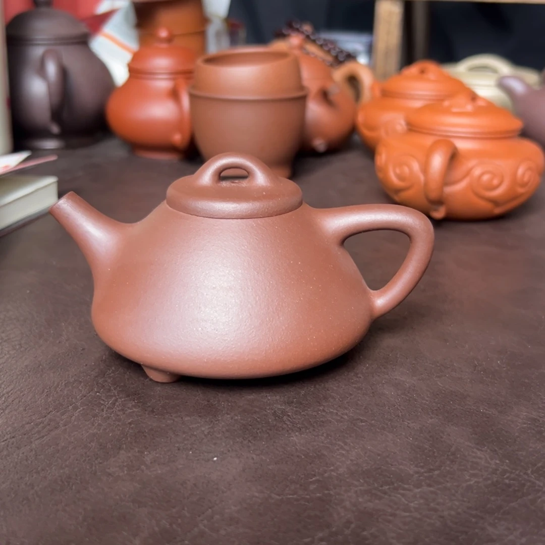 茶壶紫砂微瑕不退不换，底槽清子冶石瓢150毫升
