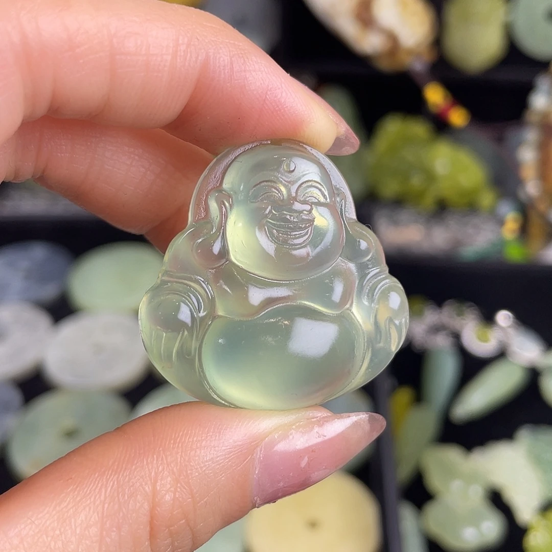 岫玉未镶嵌颈饰吊坠