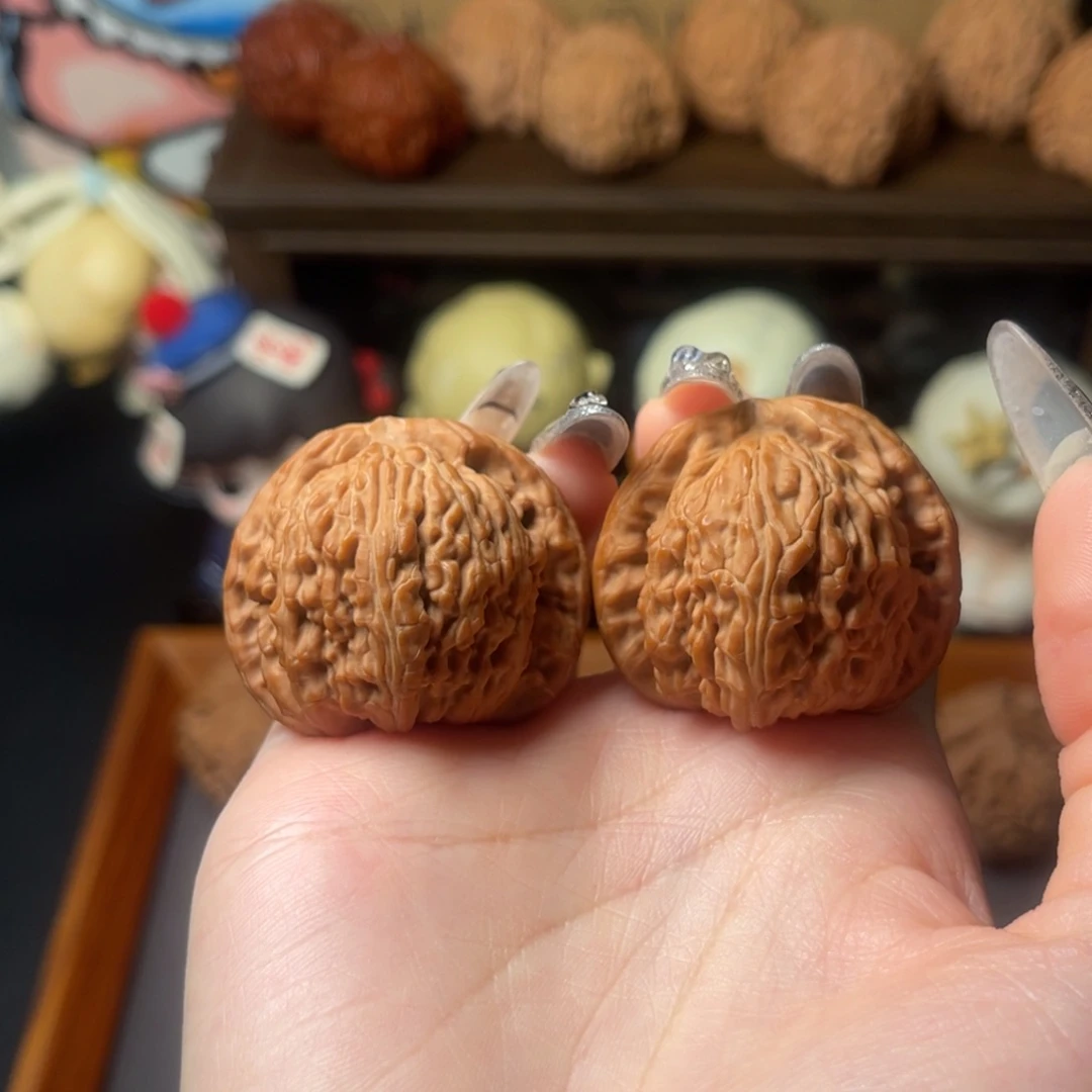 文玩核桃把件球白38mm