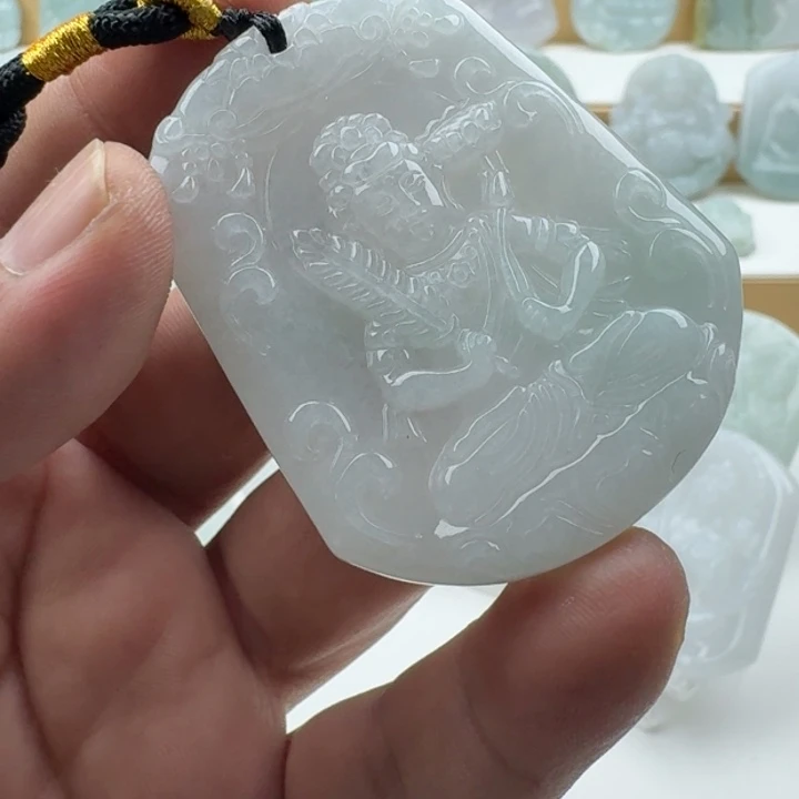 翡翠未镶嵌颈饰天然缅甸A货翡翠