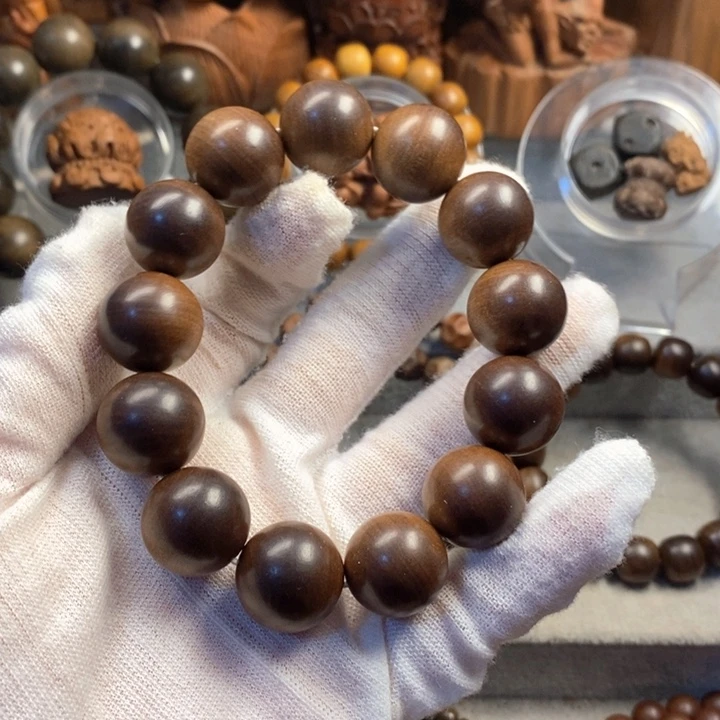 檀香木手串/手链老山檀奶香味1.8红黑肉沉水