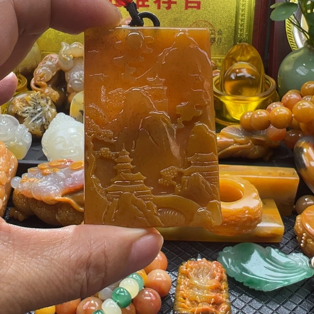 石英质玉未镶嵌颈饰