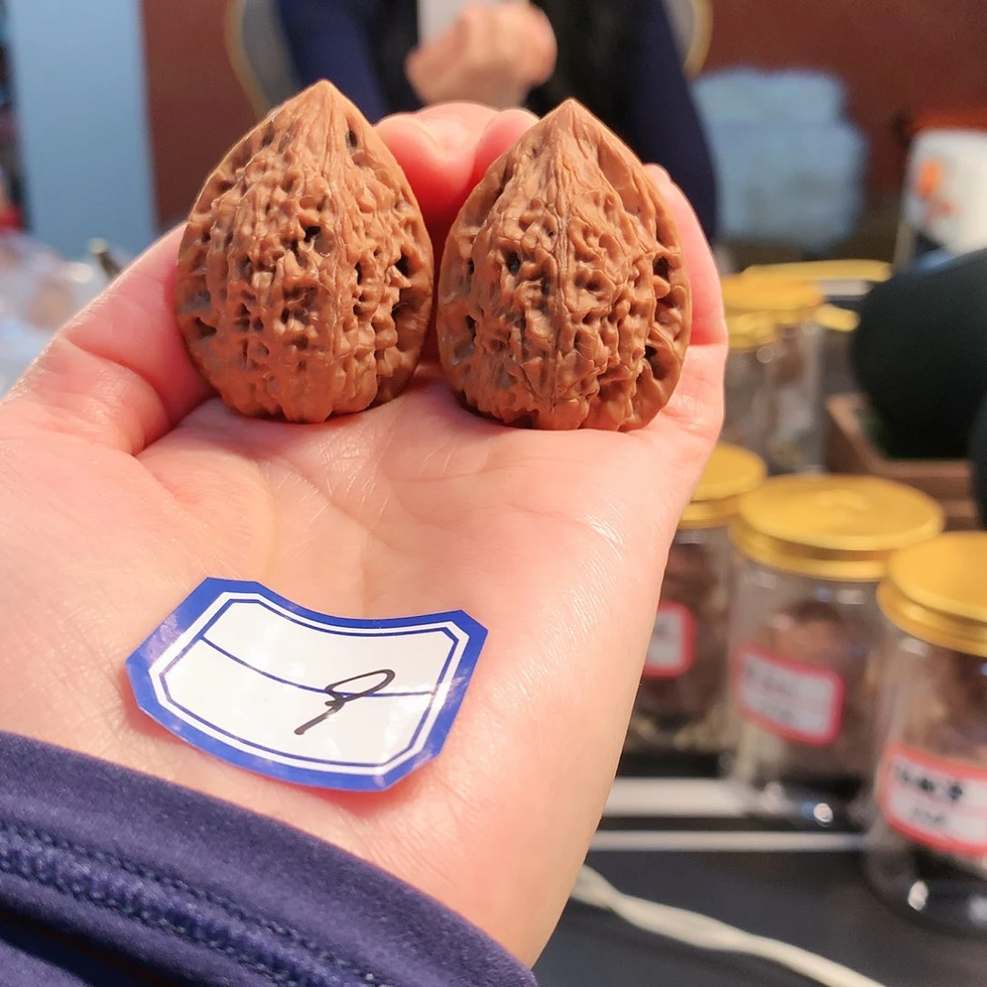 【闪购商品】吊坠文玩核桃吸血鬼 29尺