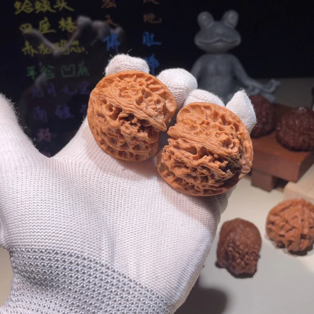 一***顺文玩核桃把件苹果园4341，0106