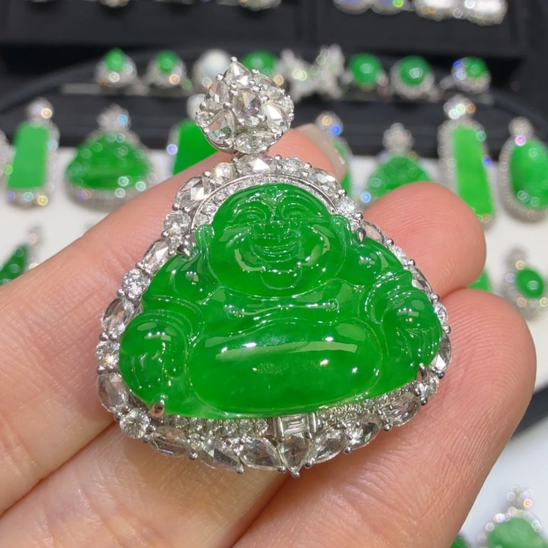 翡翠18K金镶嵌颈饰收到货48小时鉴赏期