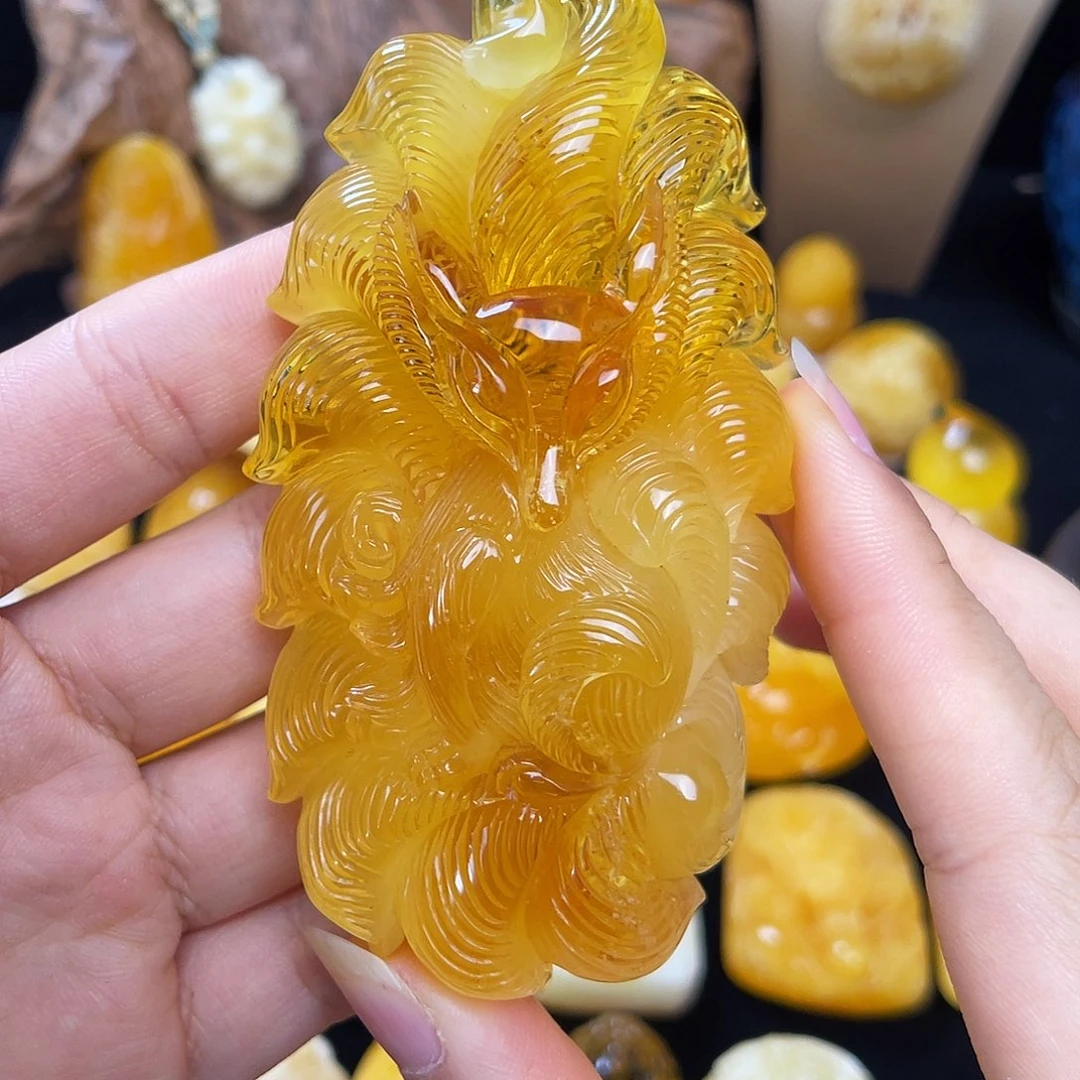 琥珀未镶嵌珠宝奇石