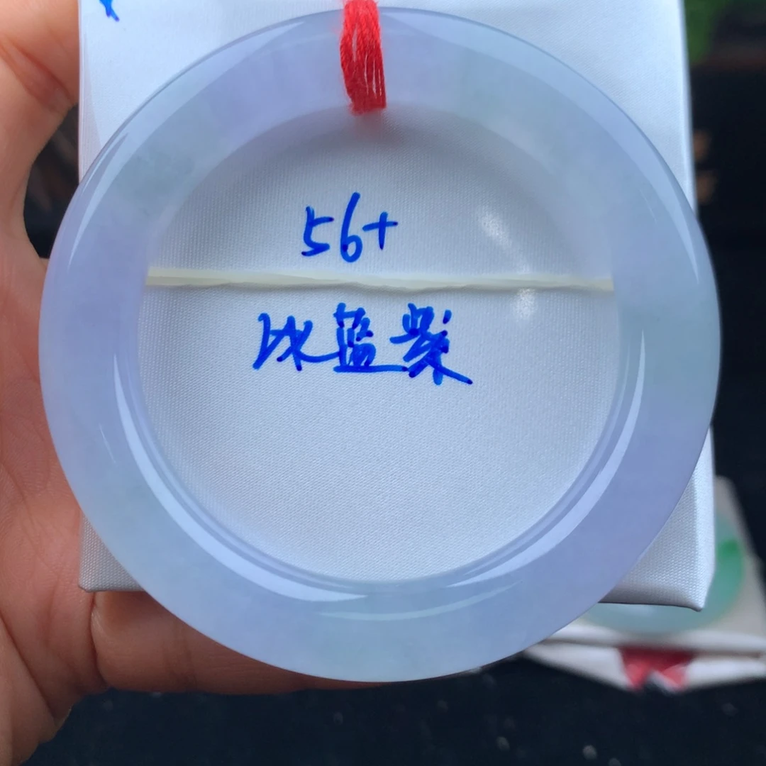 翡翠手镯未镶嵌手镯