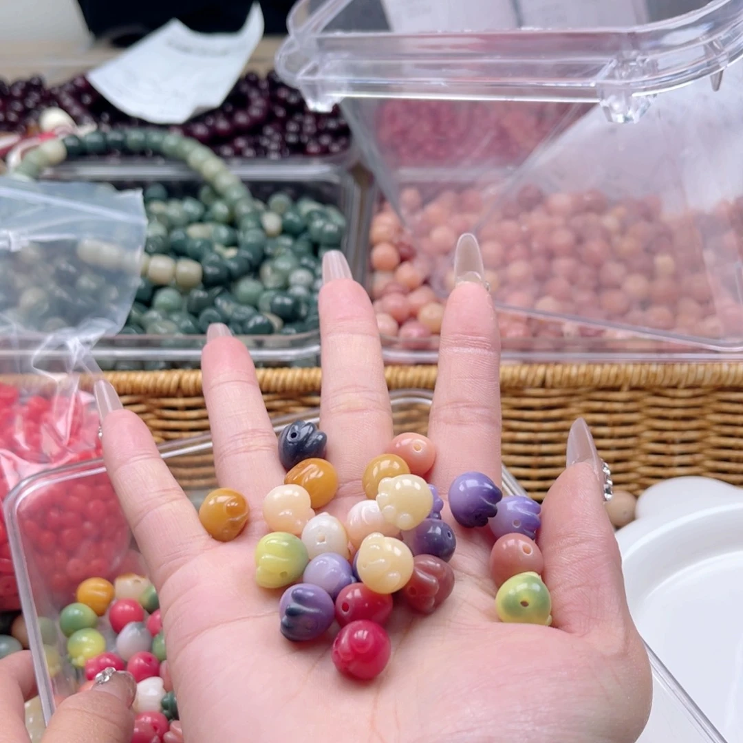 白玉菩提吊坠q12.5mm35颗。多宝猫爪