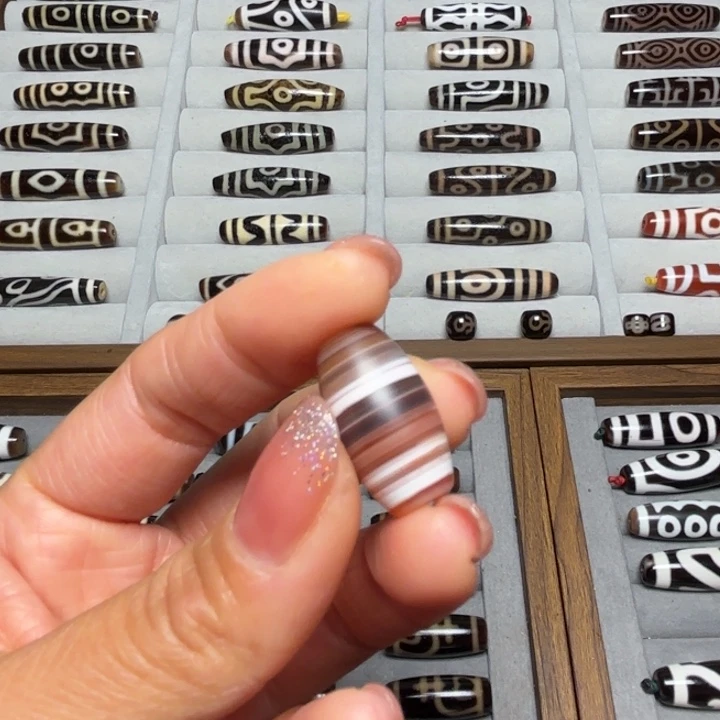 未镶嵌颈饰玛瑙/玉髓