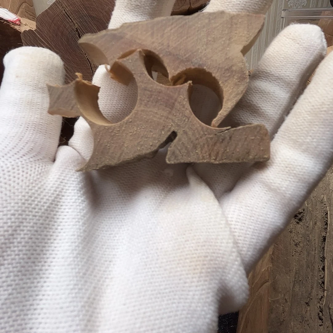 云***飞檀香木其他定制碎料20克