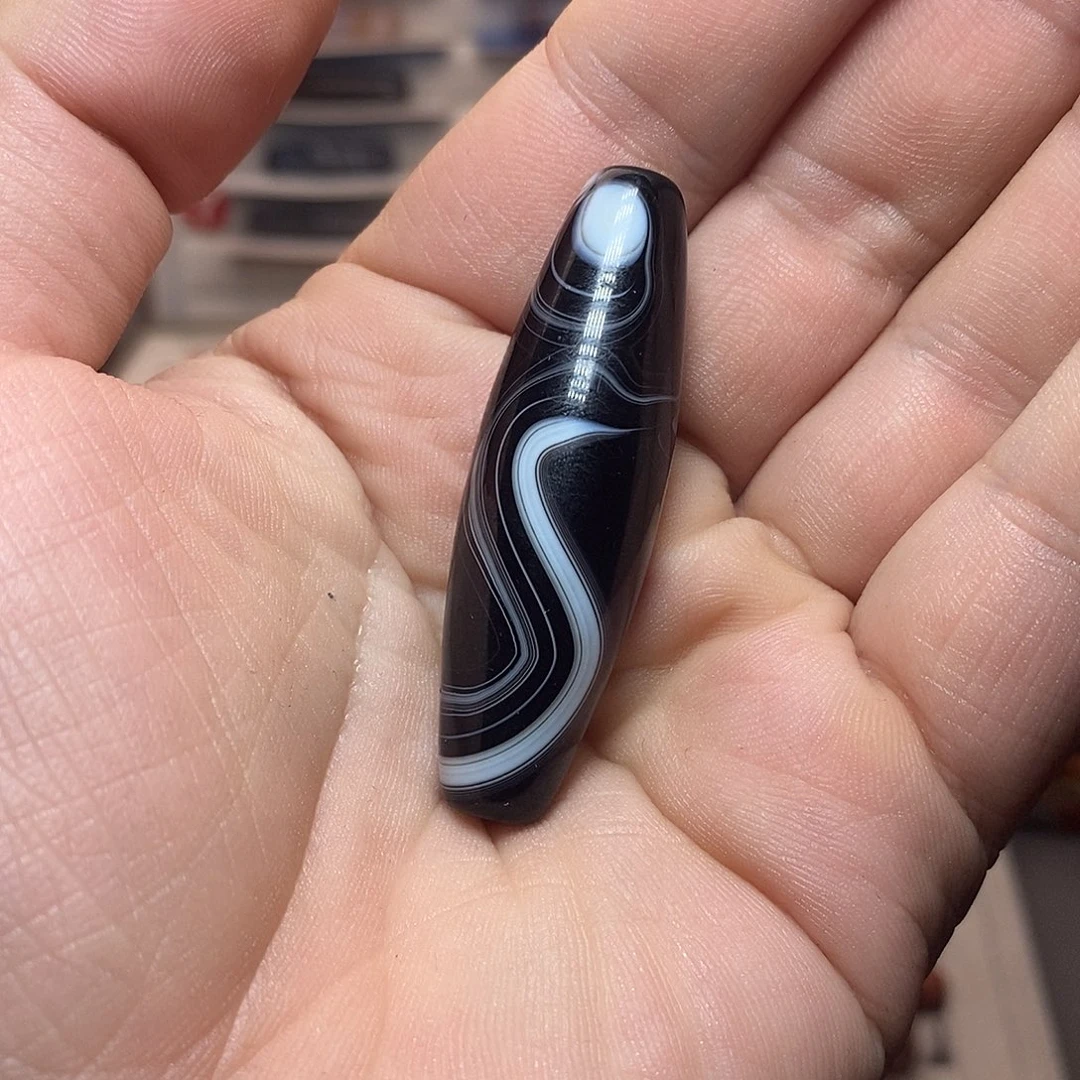 玛瑙/玉髓未镶嵌珠宝奇石