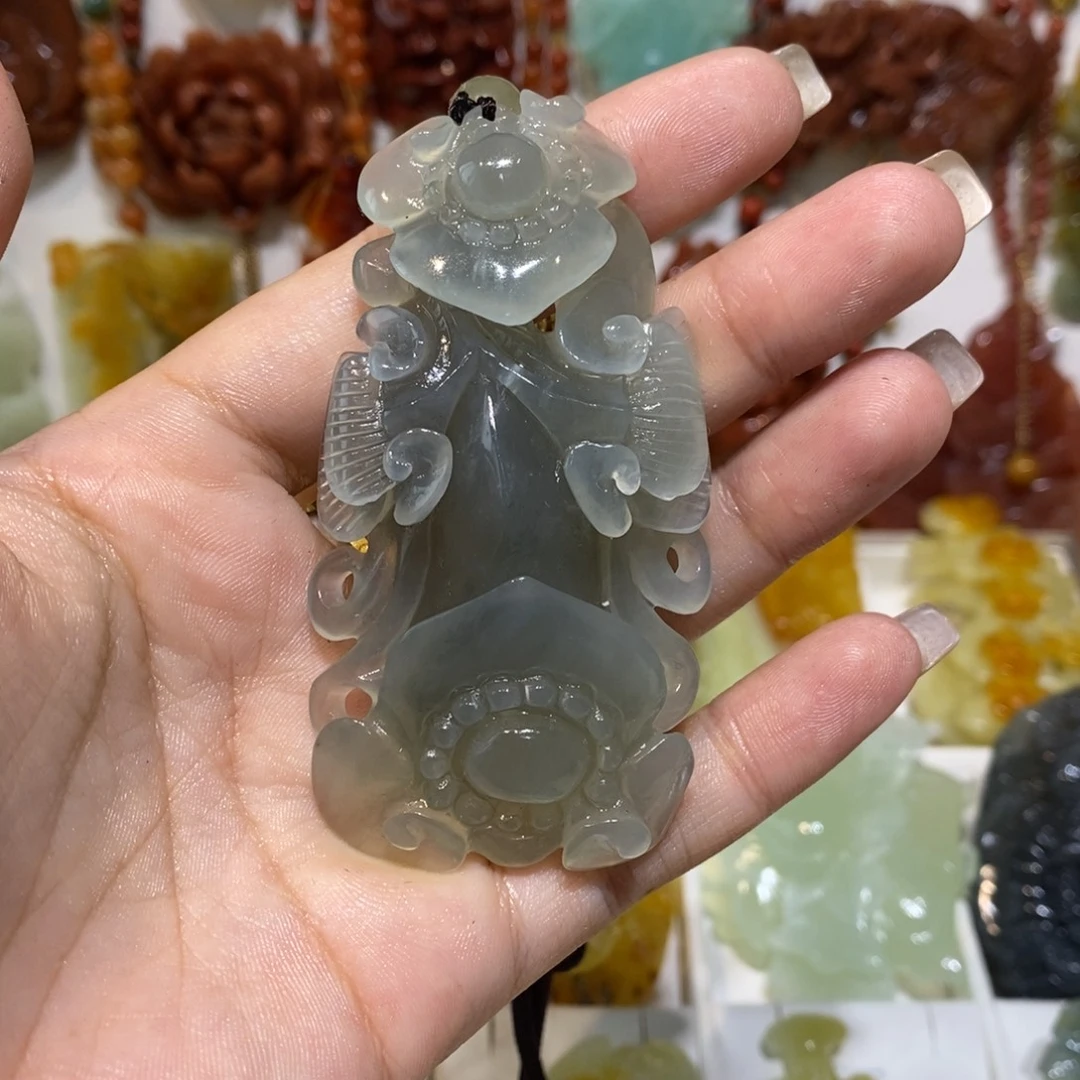 未镶嵌蛇纹石玉颈饰